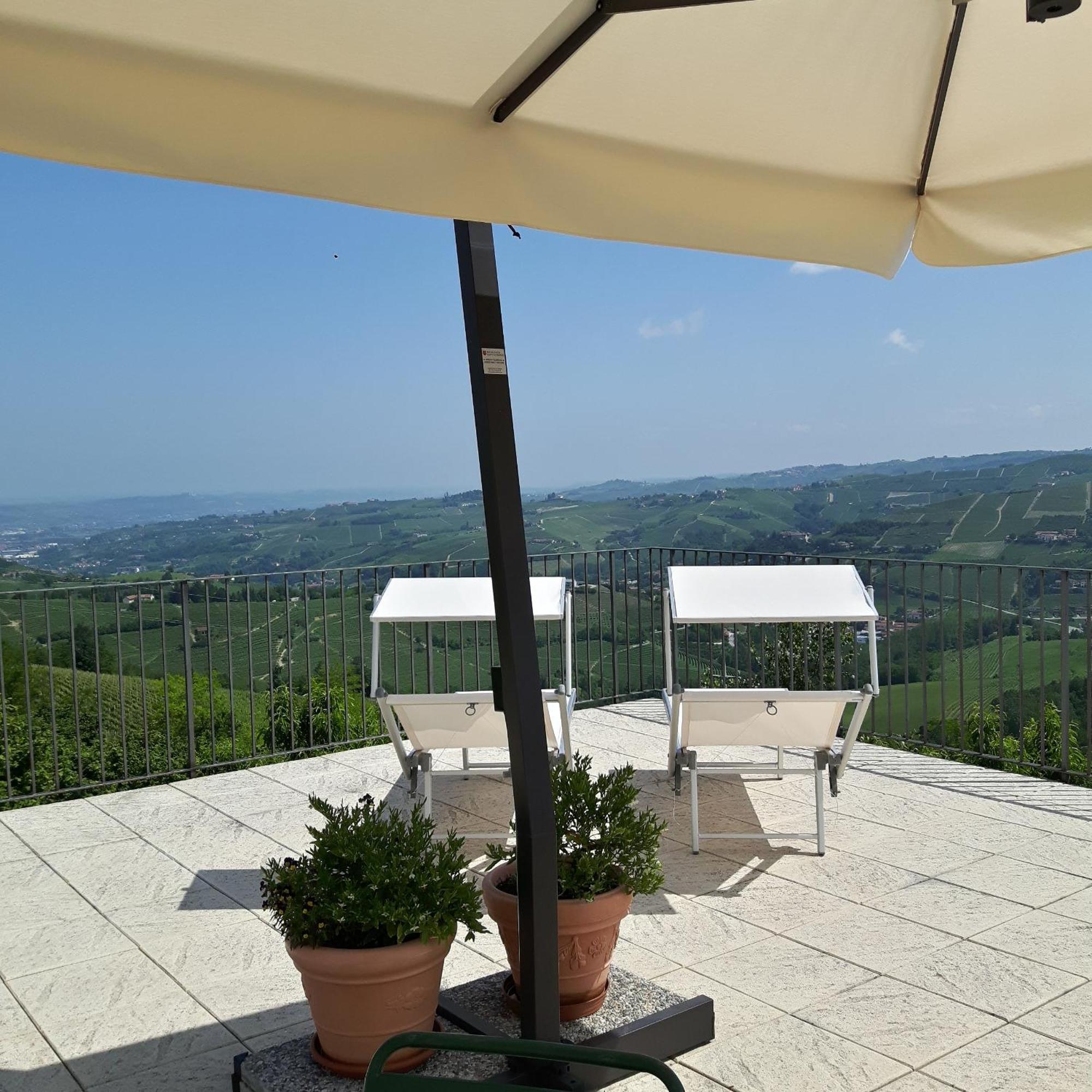 Agriturismo Cascina Rabalot Diano d'Alba Ngoại thất bức ảnh