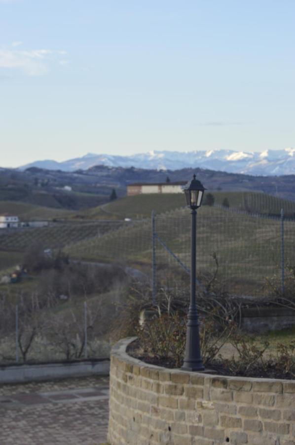 Agriturismo Cascina Rabalot Diano d'Alba Ngoại thất bức ảnh